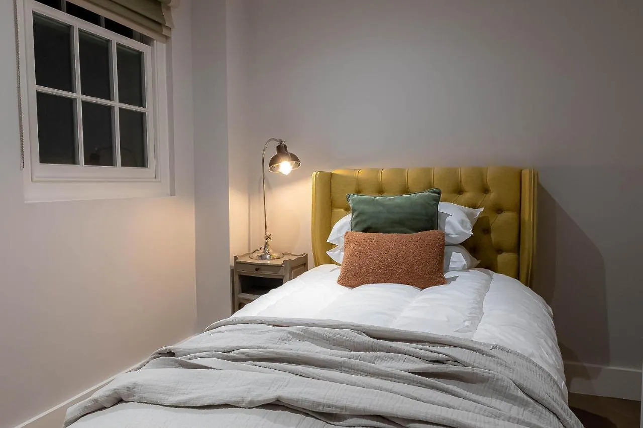 Three Bedroom Near Brick Lane By Belvilla London Großbritannien